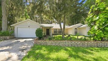 featured image of 2 Woodgate Ct
