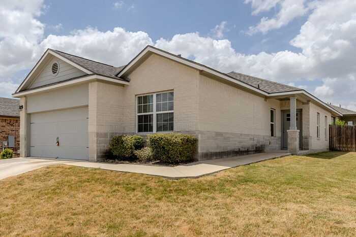 3118 Blantyre Bnd - Photo 4 of 25