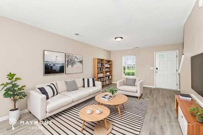 605 Green Pasture Ct - Photo 7 of 17