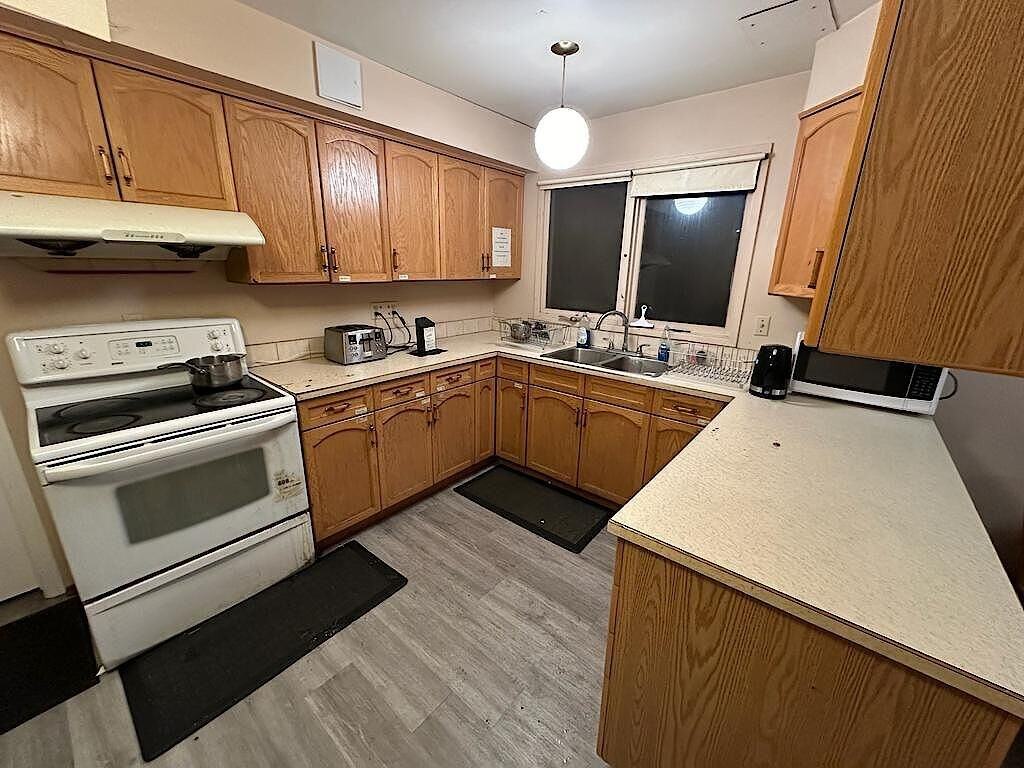 6 Varbrook Pl Nw - Photo 3 of 19