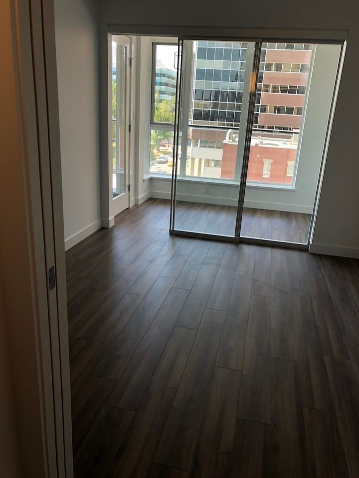310 12 Ave Sw - Photo 7 of 23