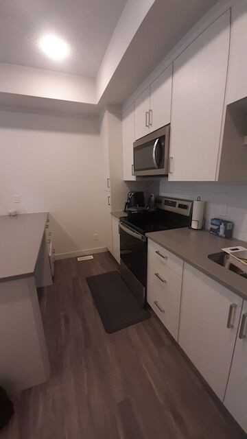 100 Walgrove Crt Se - Photo 2 of 27