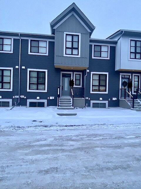 100 Walgrove Crt Se - Photo 3 of 27
