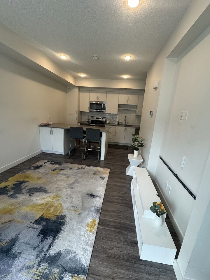 100 Walgrove Crt Se - Photo 6 of 27