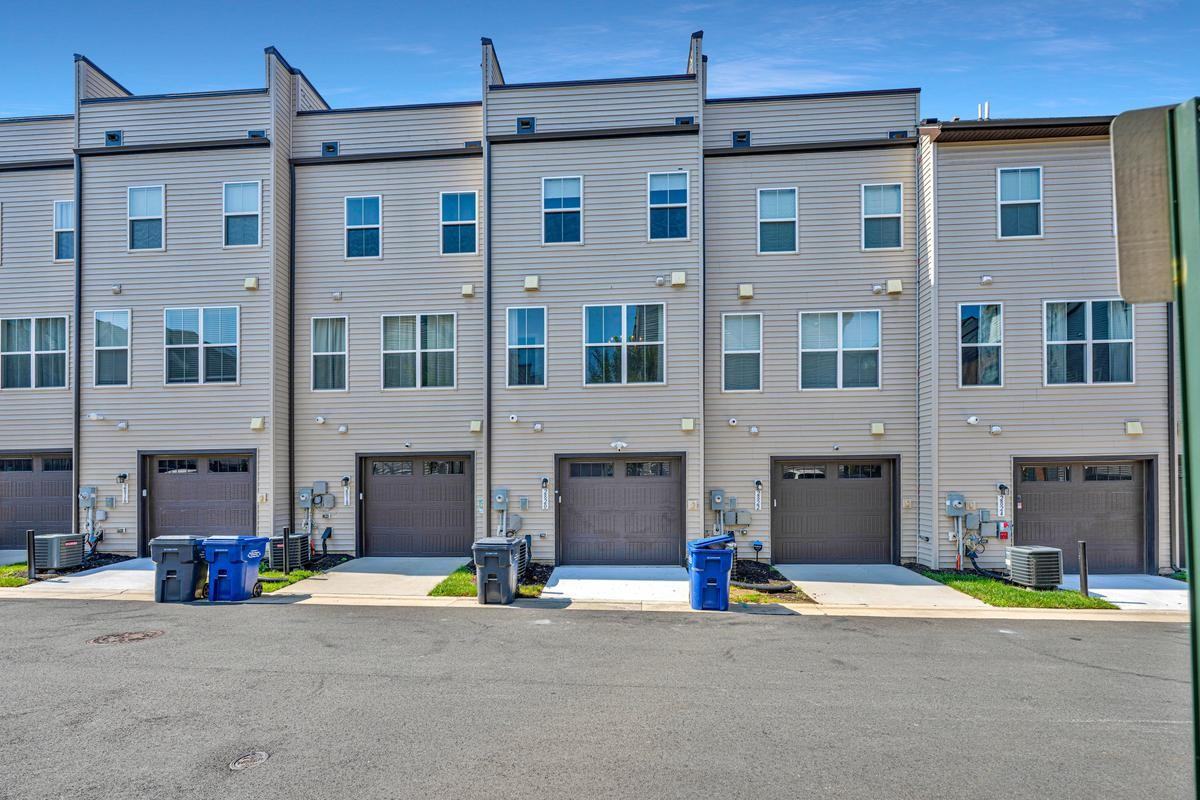 2820 Dart Dr #NA - Photo 2 of 31