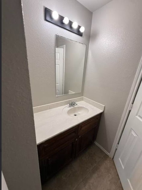 702 Claremont Pkwy #A - Photo 7 of 8