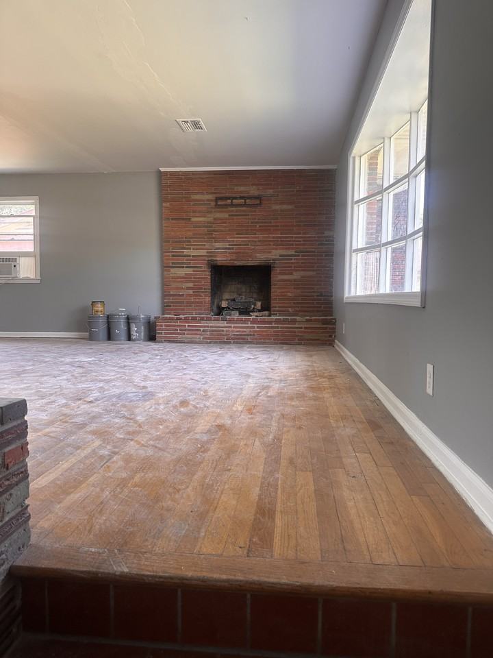 3437 Suwanee Dr #NA - Photo 2 of 10