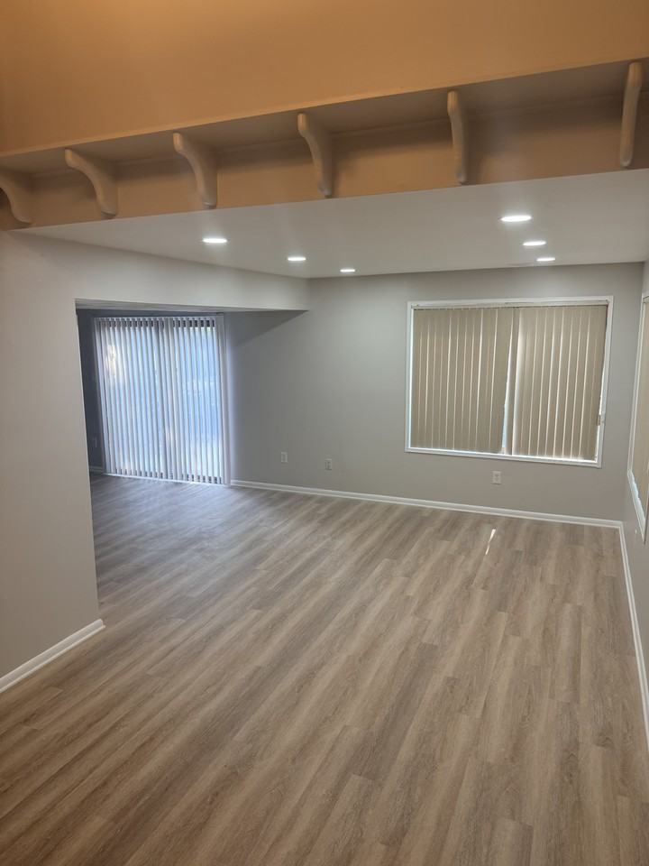 11 Cable Hollow Way #52-2 - Photo 3 of 5