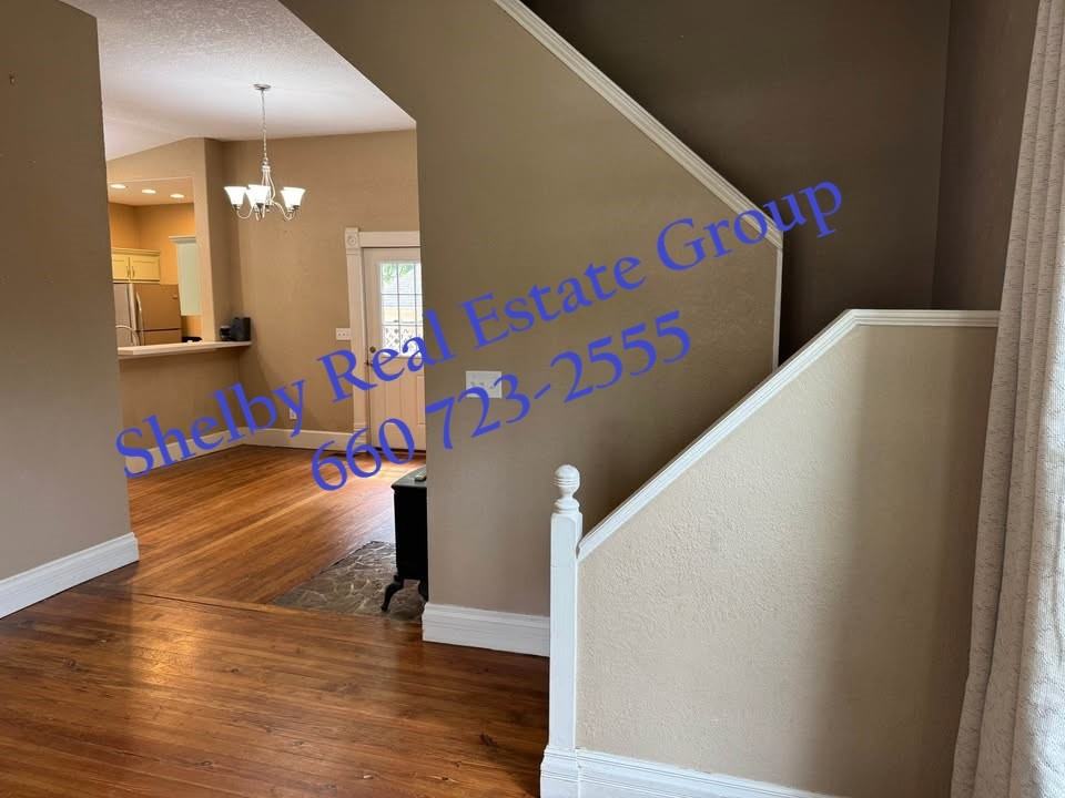 201 S Hickory St #NA - Photo 5 of 24