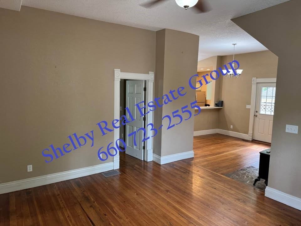 201 S Hickory St #NA - Photo 6 of 24