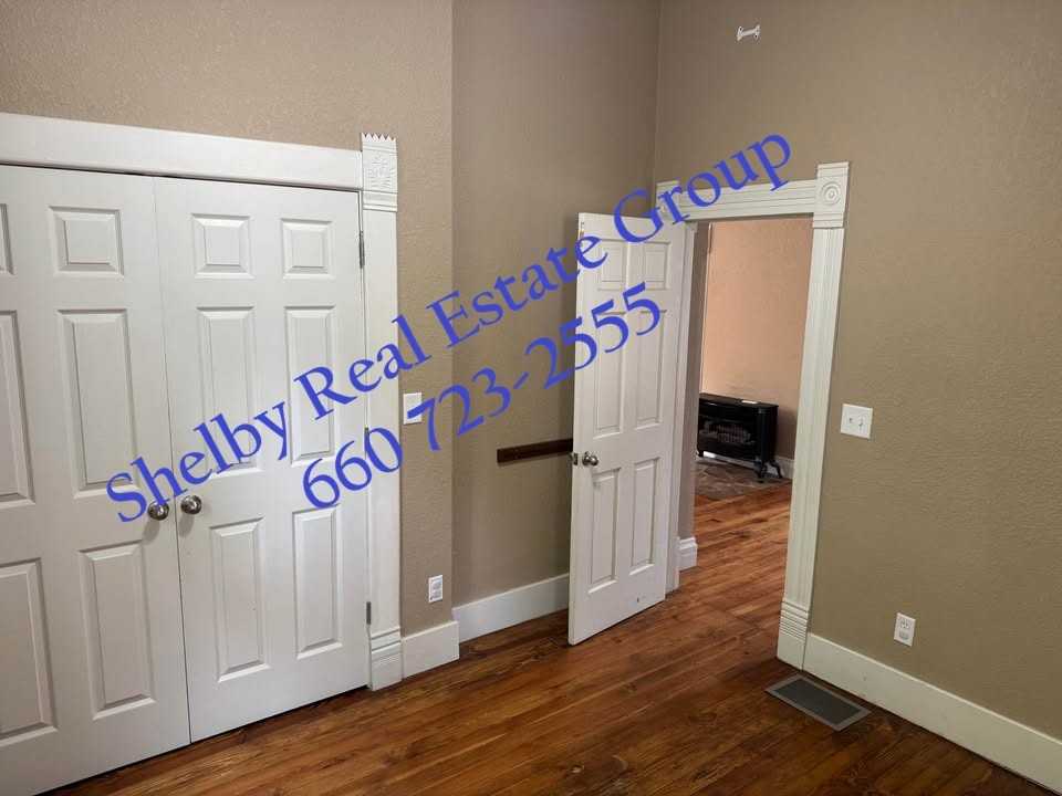 201 S Hickory St #NA - Photo 7 of 24