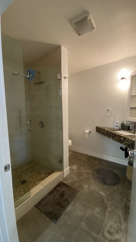 1102 Morena Boulevard - Photo 5 of 10