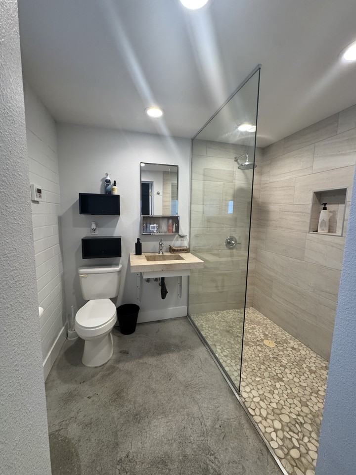 1102 Morena Boulevard - Photo 7 of 10
