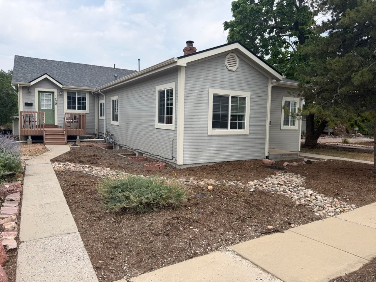 1420 Front Street - Photo 2 of 32