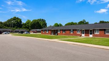 featured image of 43 Birnie Cir