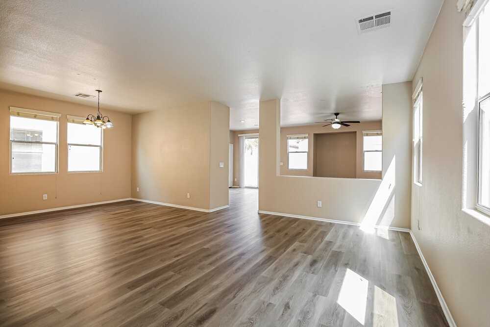6716 Old Valley St - Photo 6 of 17