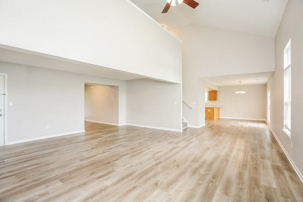 109 Lockerbie Ln - Photo 6 of 17