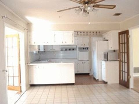 8508 Brierwood Rd - Photo 3 of 21