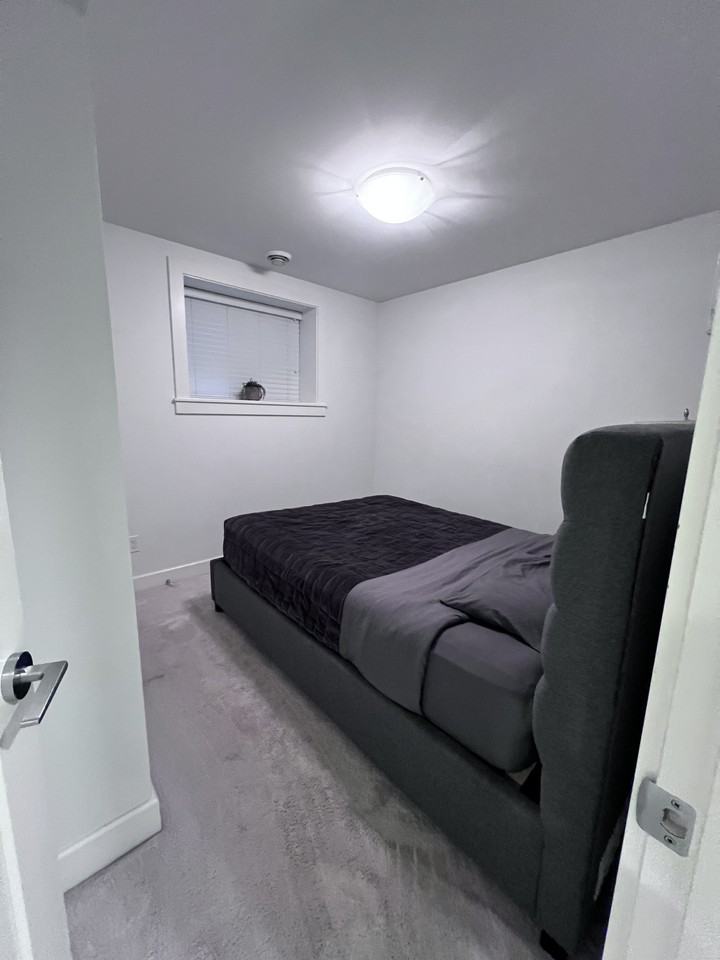 747 East 12th Street #2 - Photo 6 of 9
