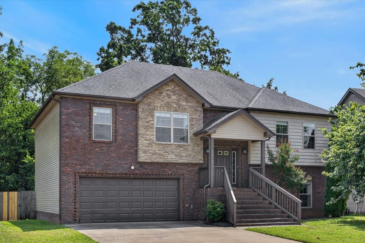 2973 Mcmanus Cir - Photo 2 of 45