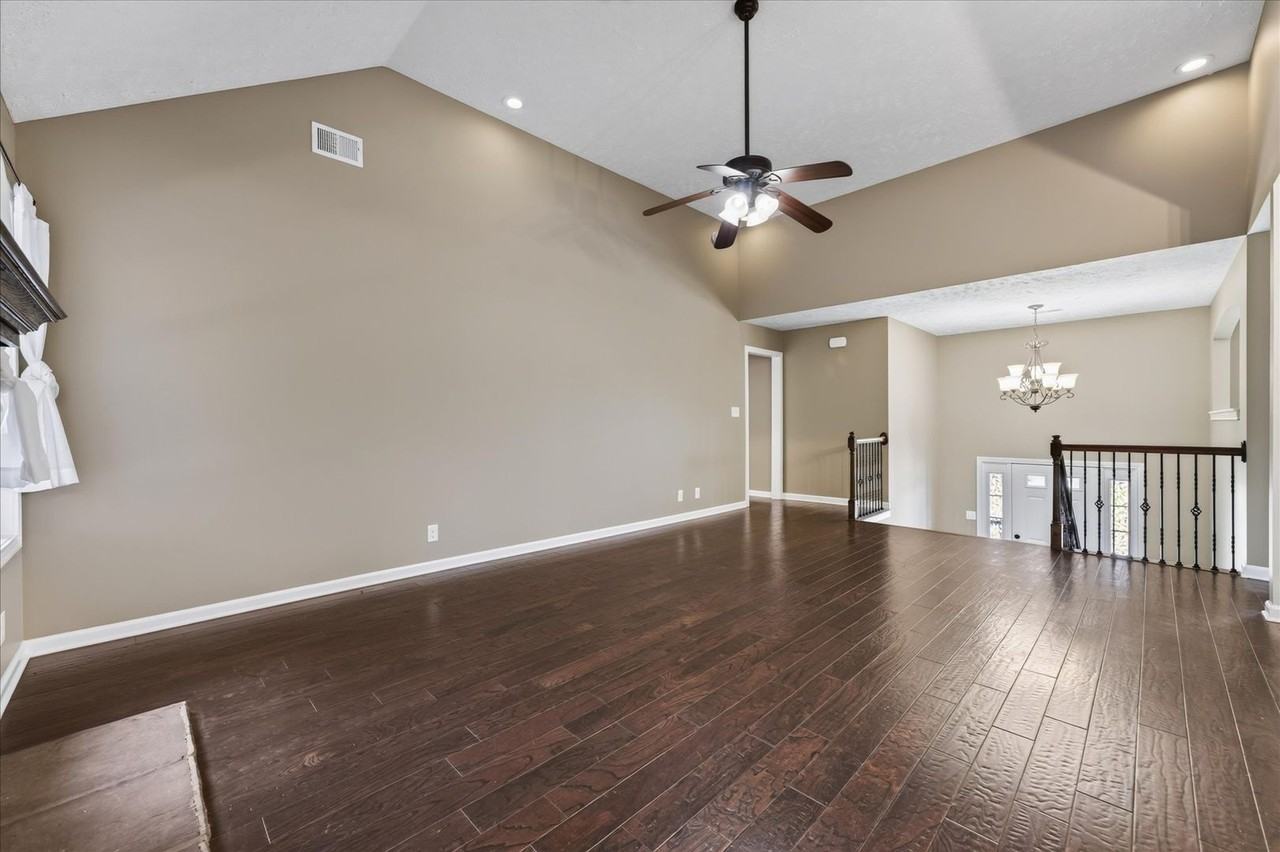 2973 Mcmanus Cir - Photo 6 of 45