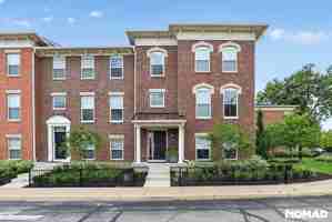 featured image of 9540 Park Meridian Dr