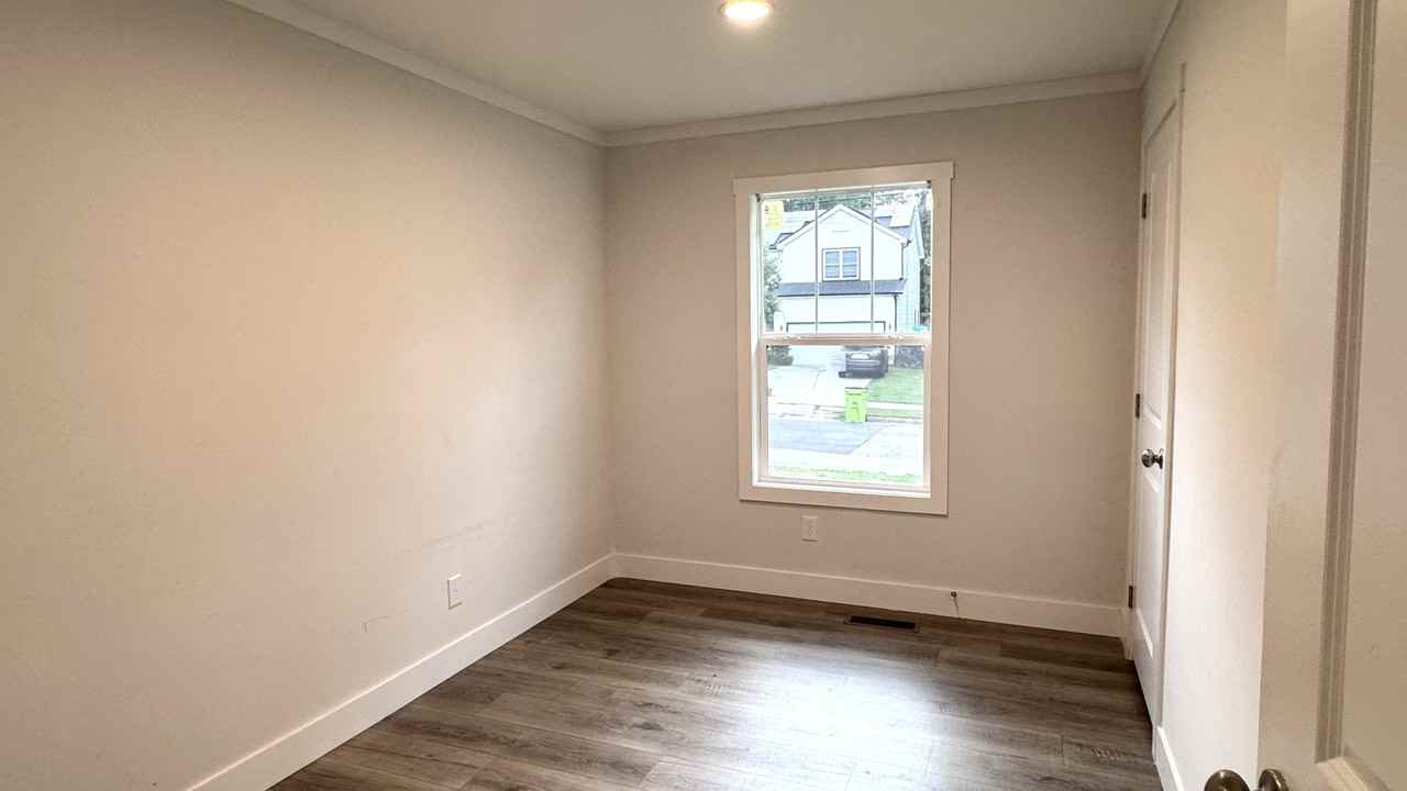 209 King St #1 - Photo 7 of 11