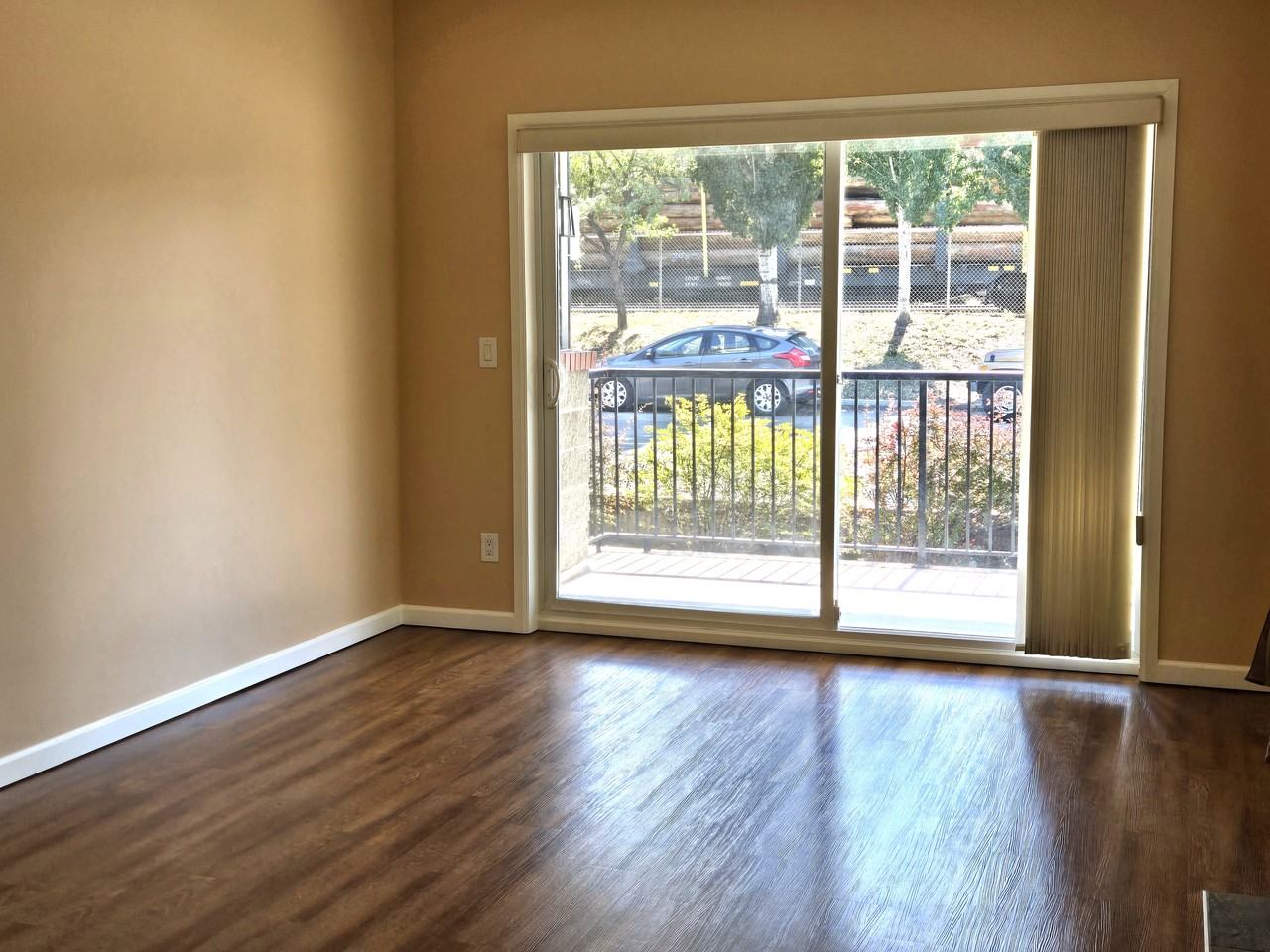 550 Lorne Street #104 - Photo 4 of 20