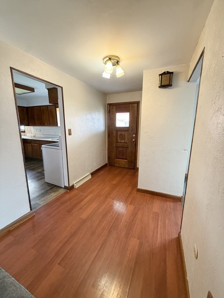 223 James St Rear #REAR - Photo 2 of 9