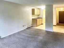 featured image of 4620 Reka Dr #B2