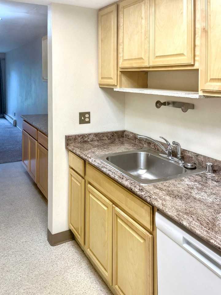 4620 Reka Dr #B2 - Photo 4 of 10