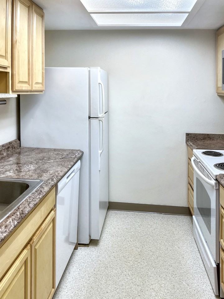 4620 Reka Dr #B2 - Photo 3 of 10