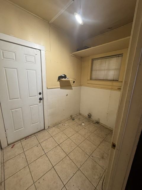 431 East Caldwell Street #1 - Photo 4 of 8
