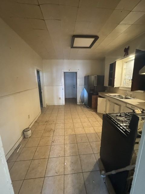 431 East Caldwell Street #1 - Photo 6 of 8