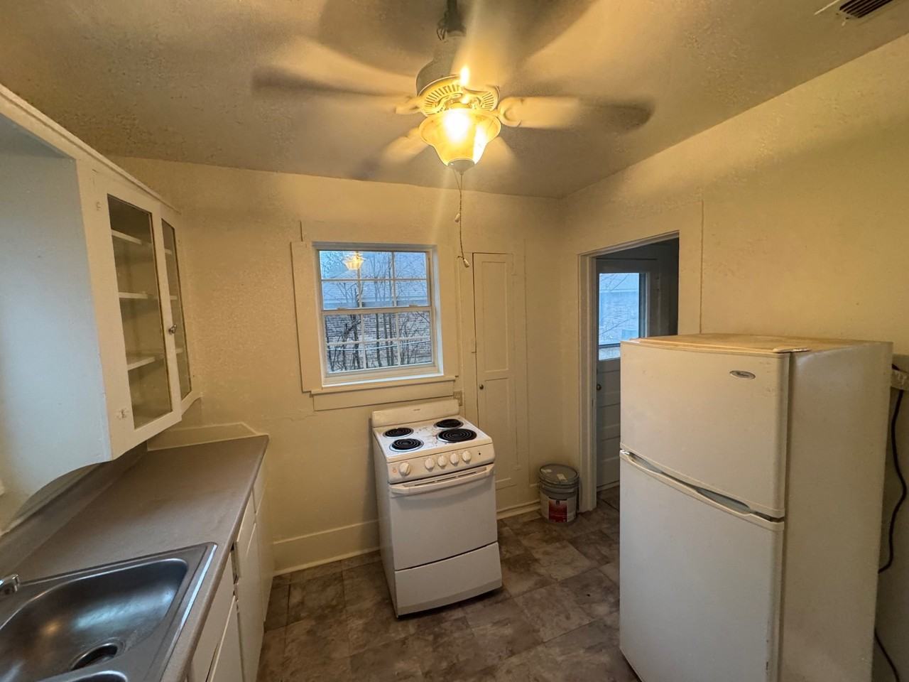 467 N Paddock St #1 - Photo 5 of 17
