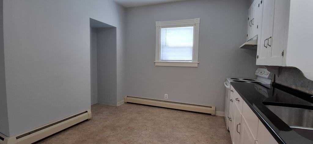 17 Middleboro Rd - Photo 7 of 24