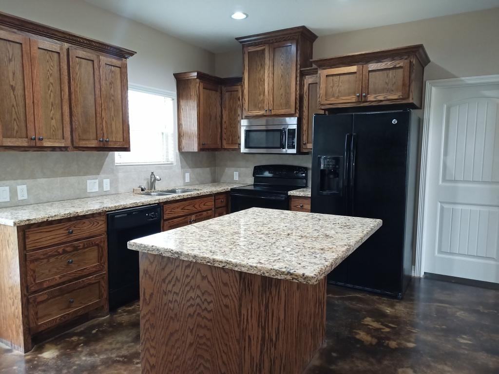 1706 Avenue G - Photo 2 of 12