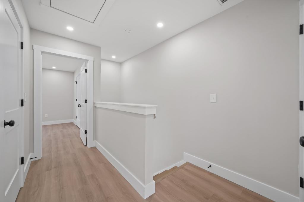 126 Shipman Dr - Photo 7 of 19