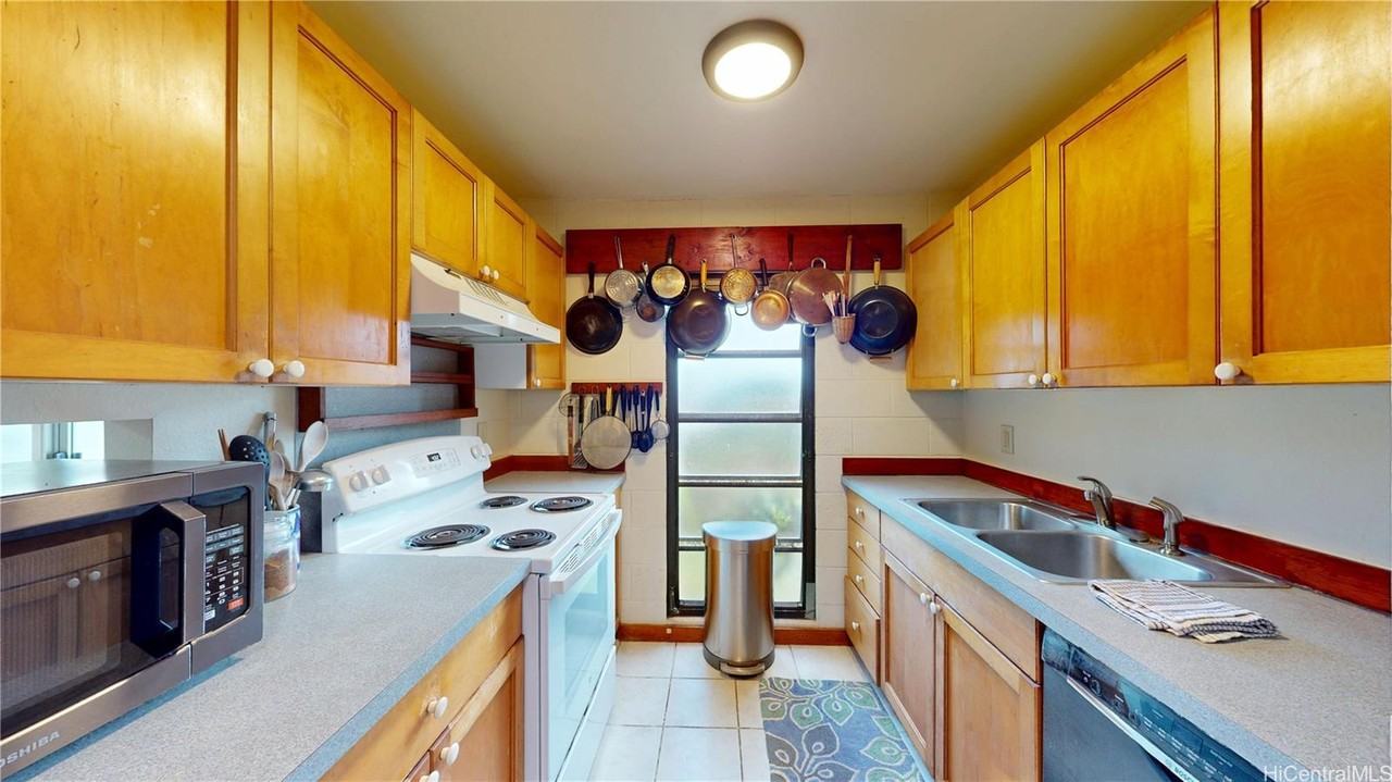 663 Kalaau Pl - Photo 4 of 23