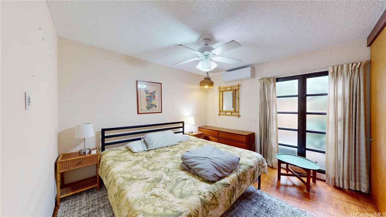 663 Kalaau Pl - Photo 7 of 23