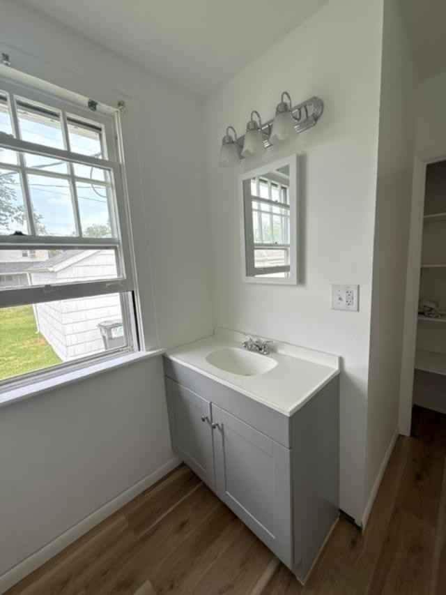 216 18th St - Photo 7 of 14