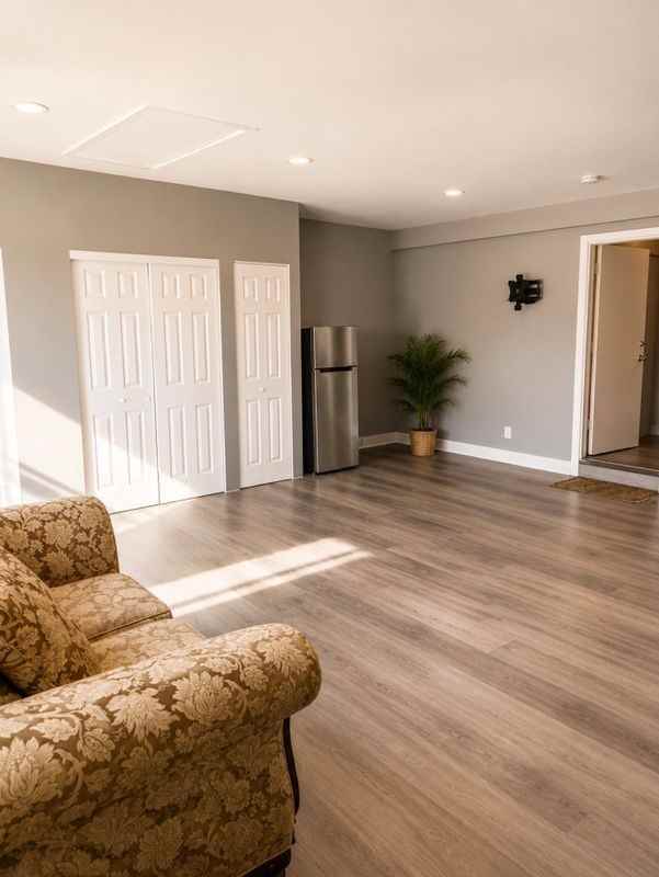 17228 Condon Ave - Photo 2 of 3