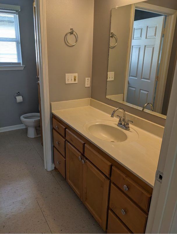 2606 Elvin Dr - Photo 3 of 4