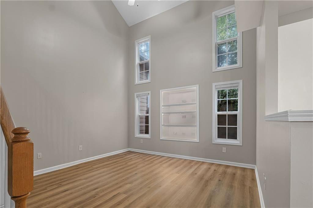 406 Mcafee Ct Nw ##13 - Photo 6 of 27