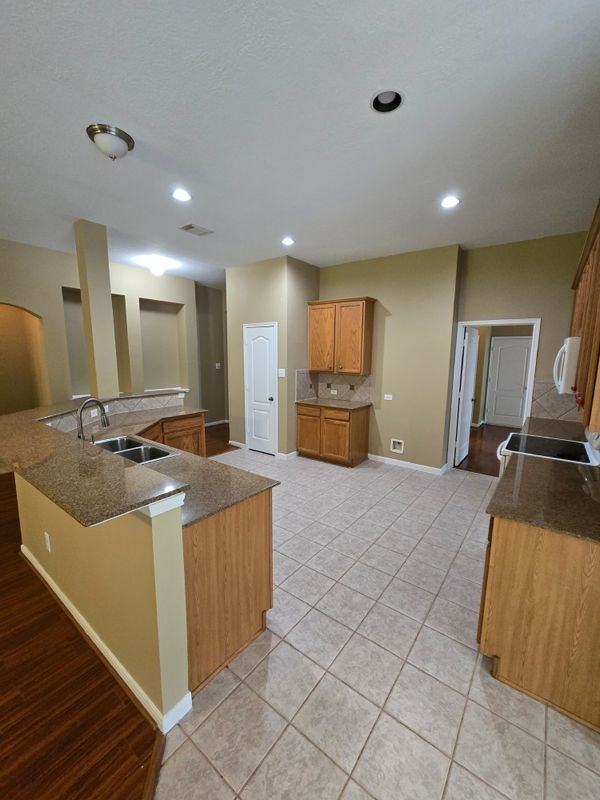 18330 Wild Lilac Trl - Photo 3 of 10