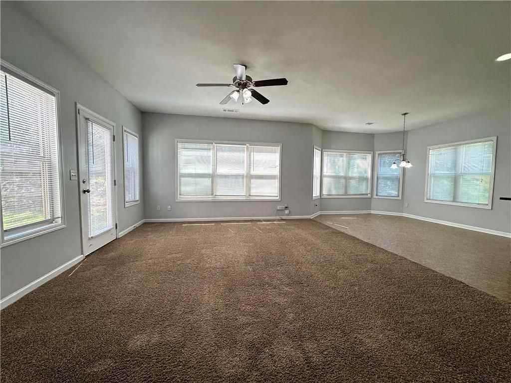1129 Ida Woods Ct - Photo 4 of 28