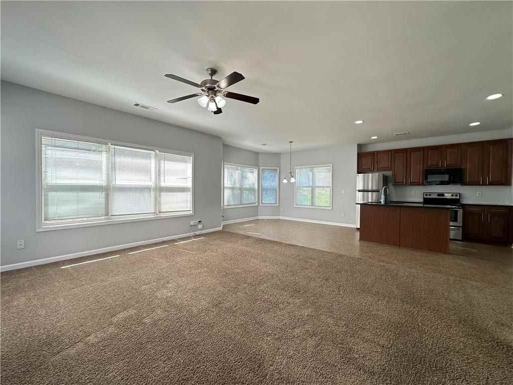 1129 Ida Woods Ct - Photo 5 of 28
