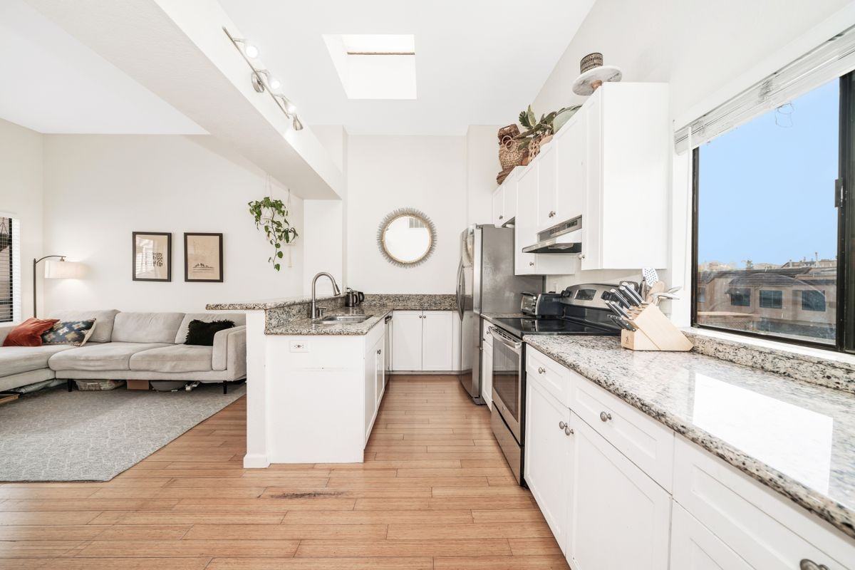 61 Pearl - Photo 3 of 23