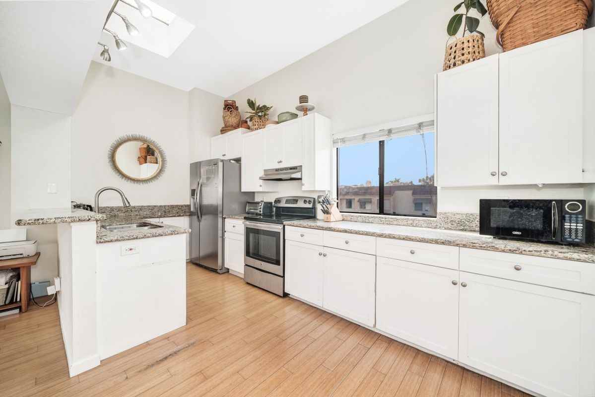 61 Pearl - Photo 4 of 23