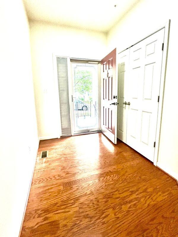 3565 Eagle Ridge Dr - Photo 2 of 10